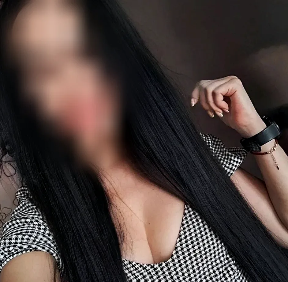 Fatma, 30