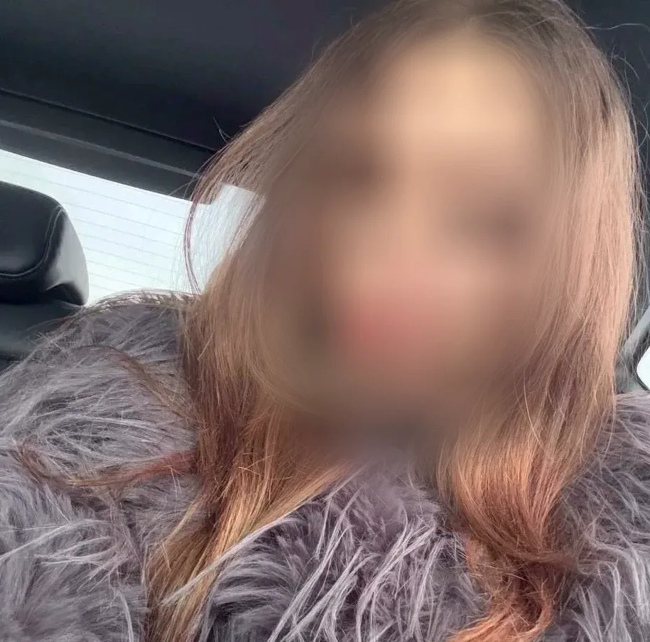 Ramona, 19