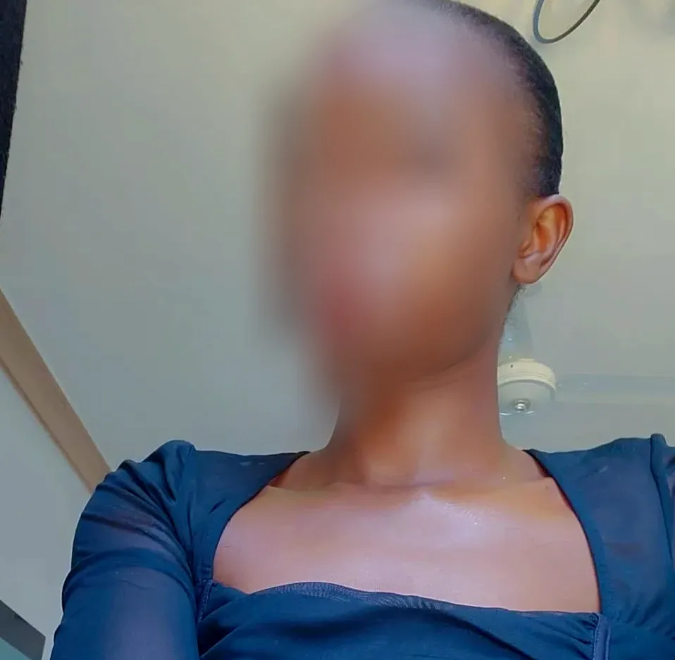 Saskia, 24
