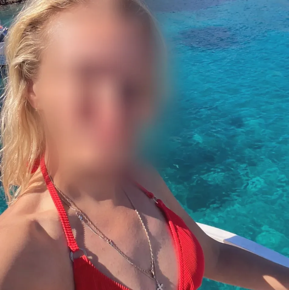 Selin, 39