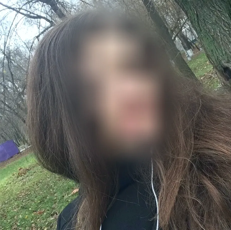 Sina, 36