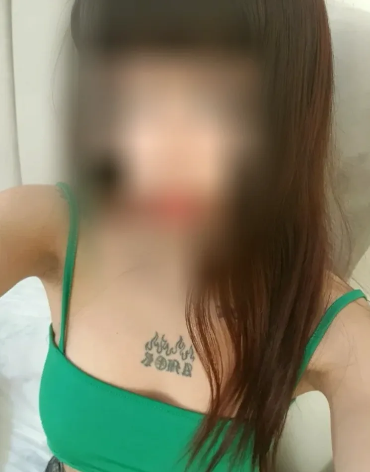 Tanja, 32